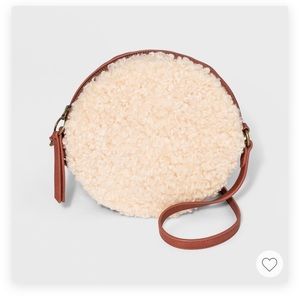 Universal Thread crossbody